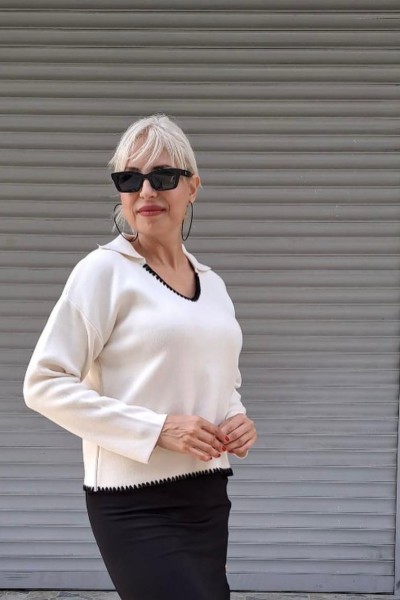 Örgü detay V yaka triko kazak Örgü detay V yaka triko kazak