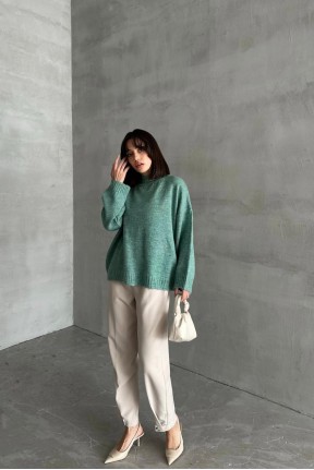 Şardonlu delikli kazak