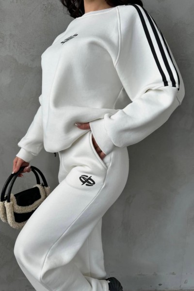 Kadın üç iplik şardonlu eşofman takımı Kadın üç iplik şardonlu eşofman takımı