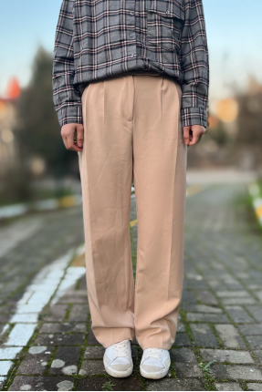 Kadın cırt cırt kaplamalı palazzo pantolon Kadın cırt cırt kaplamalı palazzo pantolon