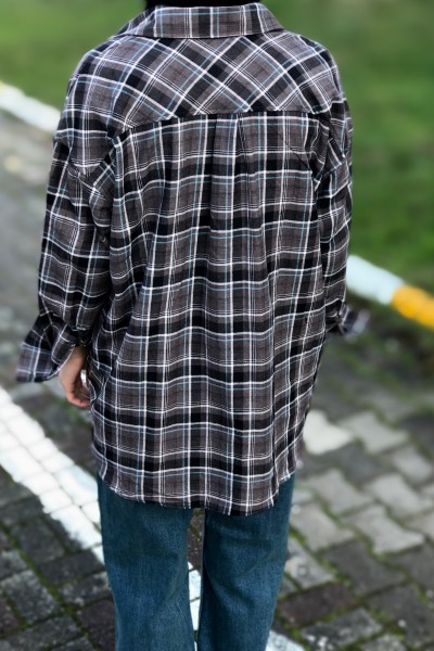 Klasik yaka düğmeli cep detay oversize ekose gömlek 