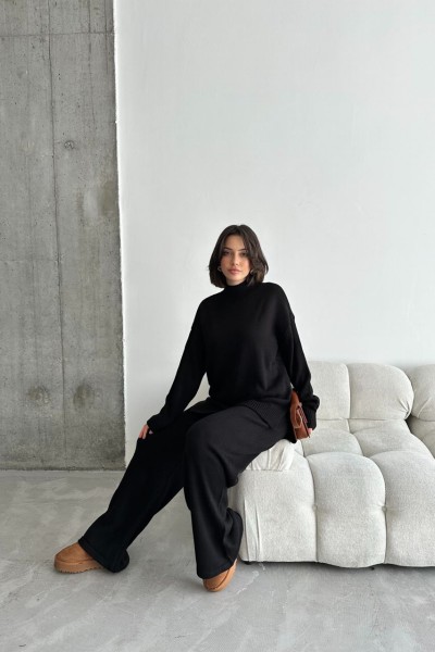 Paçası katlı triko takım